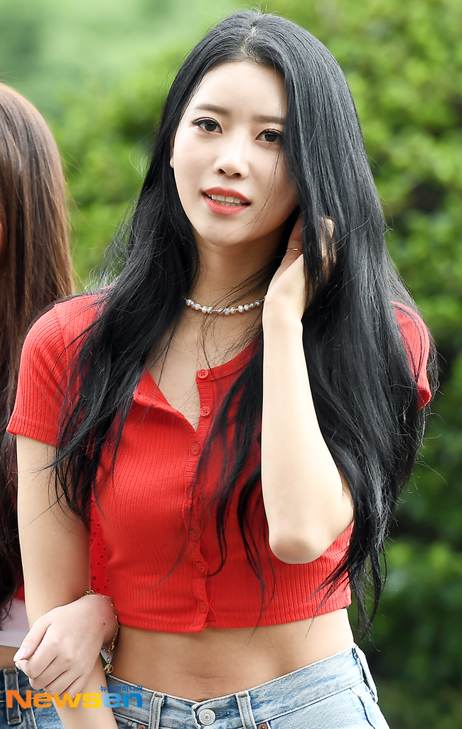 러블리즈 미주, 돋보이는 복근 미녀~[포토엔HD]
