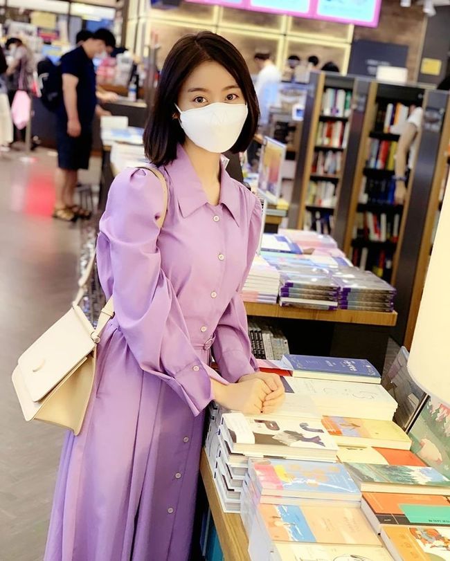 ‘작가 변신’ 혜림, ♥신민철도 반한 청순+러블리 매력 뿜뿜[SNS★컷]