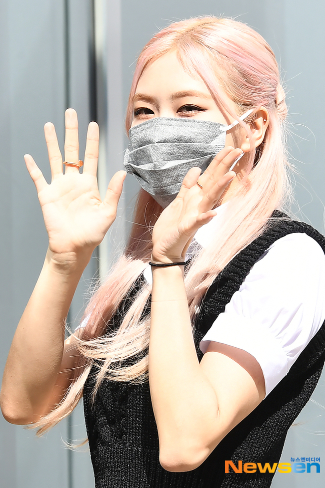 블랙핑크 로제 ‘햇살 보다 눈부신 그녀’[포토엔HD]