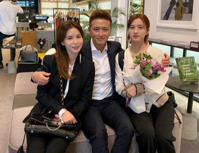 진태현, ♥박시은+딸 다비다에 애정 듬뿍 “수고가 많아” [SNS★컷]