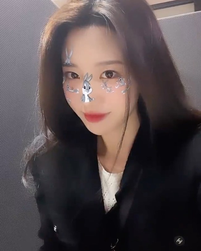 베리굿 조현, 뽀샤시 효과에도 미모 폭발[SNS★컷]