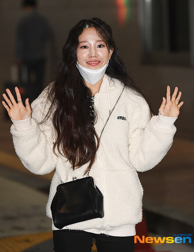 쿠잉, 어제 데뷔 후 쇼챔 출격 [포토엔HD]