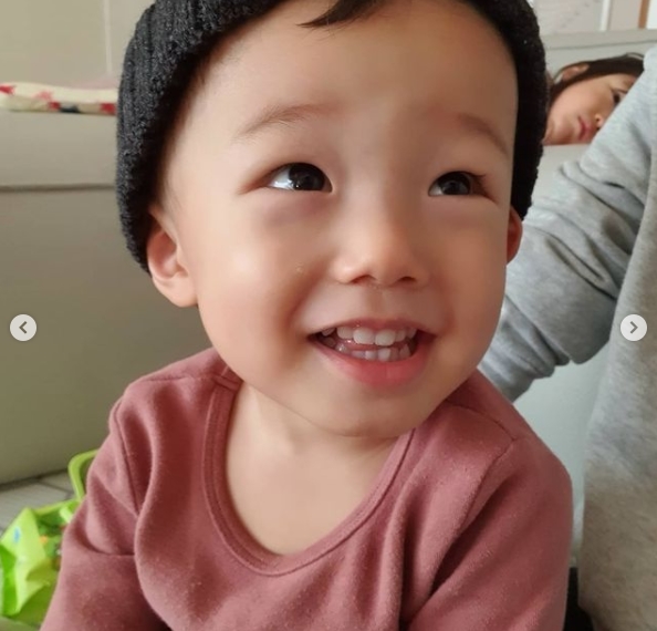 윤상현, 삼남매 웃는 모습에 심쿵 “웃는 게 너무 예쁜 아이들”[SNS★컷]