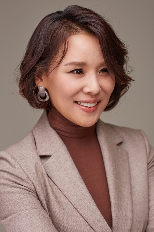 펜타곤 홍석 교수 엄마 책낸다, 박선경 박사 ‘…쉼표지’ 출간
