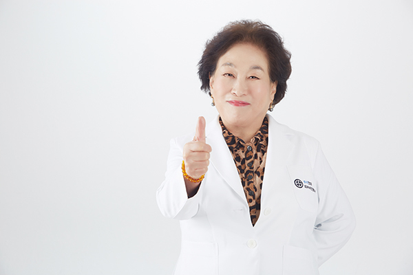 전원주, 안과 시니어 코디네이터 활동 “인상 2막 추가하고싶다”