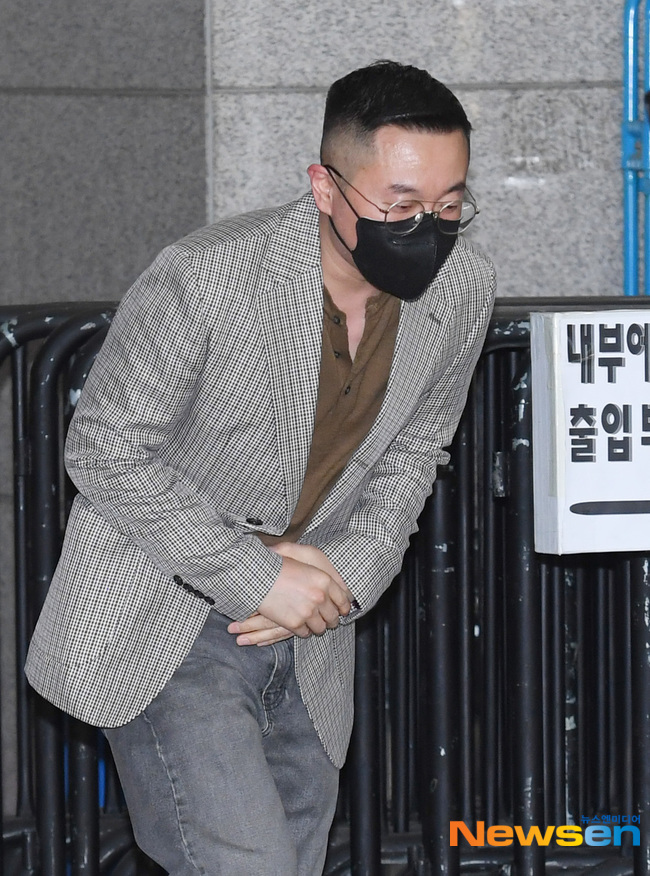 안일권, 쑥스럽게 인사 [포토엔HD]