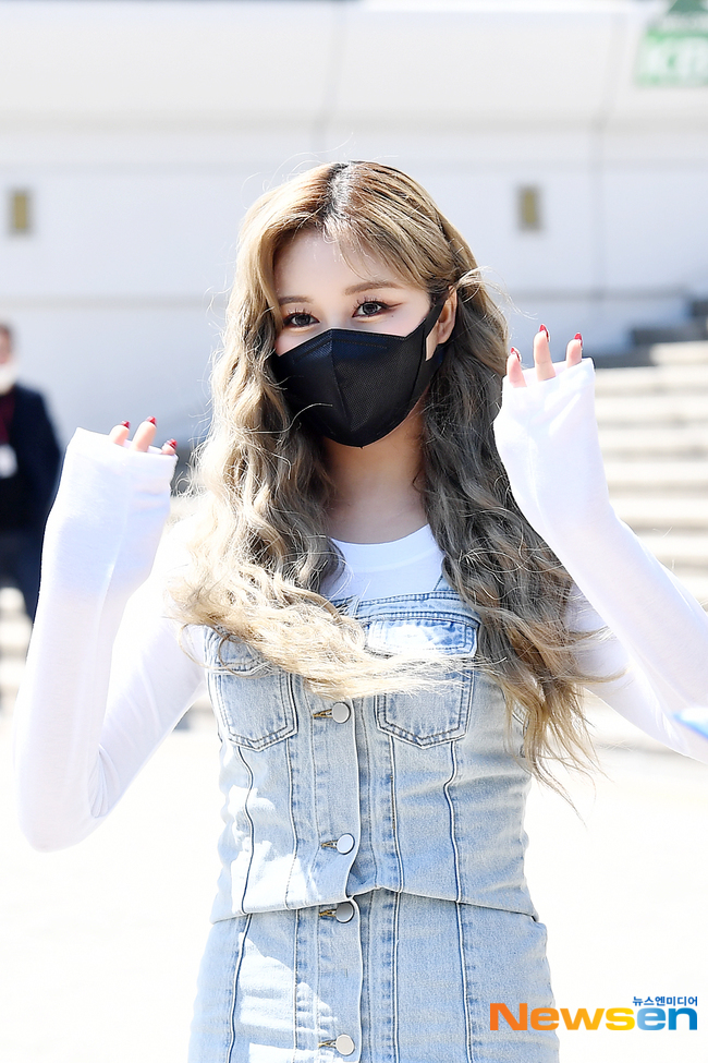 우주소녀 다영 ‘인형 비주얼’[포토엔HD]