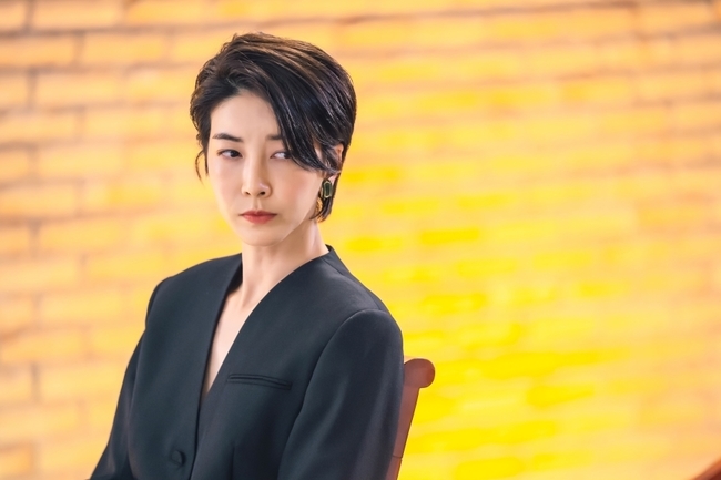 ‘원더우먼’ 진서연 “오랜만에 예쁜 옷 입는 부자 역, 즐겁고 행복해”