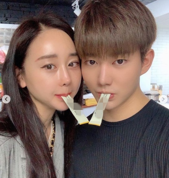 함소원♥진화, 둘째 생기려나? 진한 키스로 뽐낸 부부금슬 내 남편인데 어색