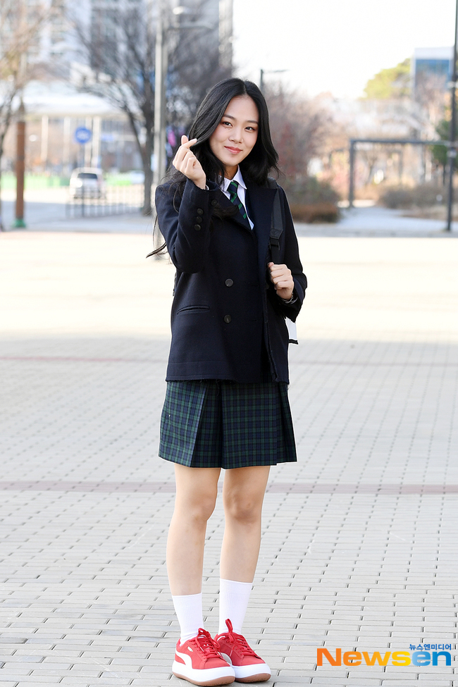 비비 ‘교복 모델 해도 될 비주얼’[포토엔HD]