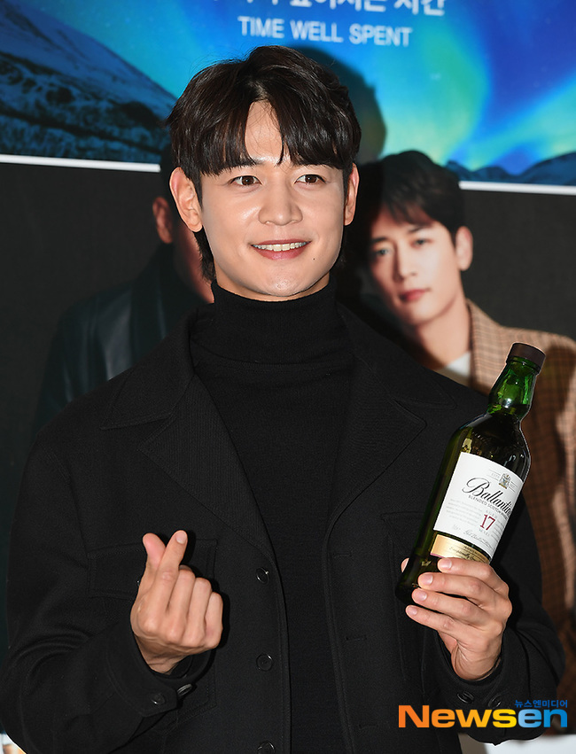 민호, 부드러운 하트~ [포토엔HD]