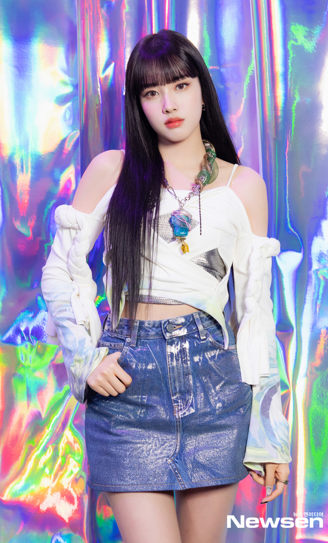 스테이씨 윤, 폭발하는 매력[포토엔HD]