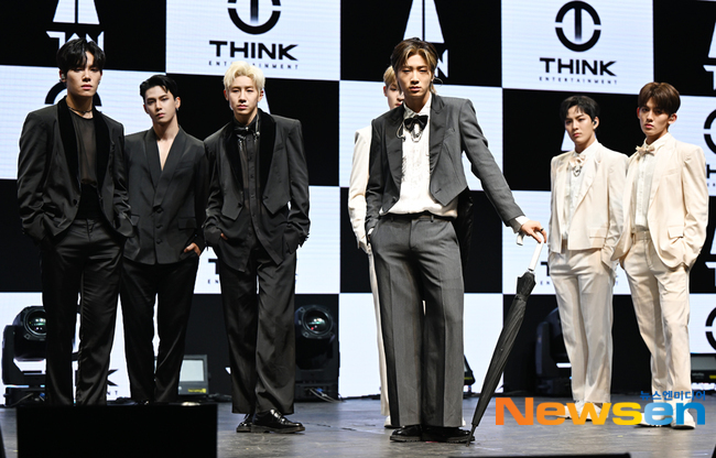 탄, 야생돌 데뷔합니다[포토엔HD]