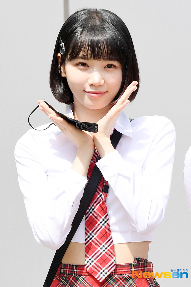 르세라핌 김채원 ‘채원이 꽃이 활짝~’[포토엔HD]