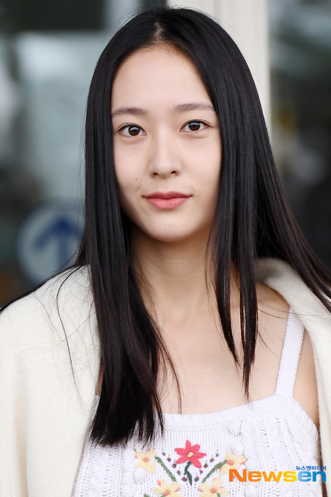 크리스탈 ‘차가운 온도의 눈맞춤’[포토엔HD]