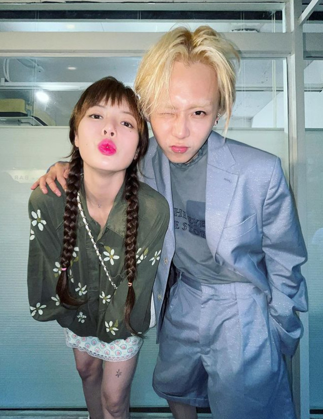던♥현아 연애 이상無…싸이 품 떠나며 “자유롭게 음악하고 사랑하자”