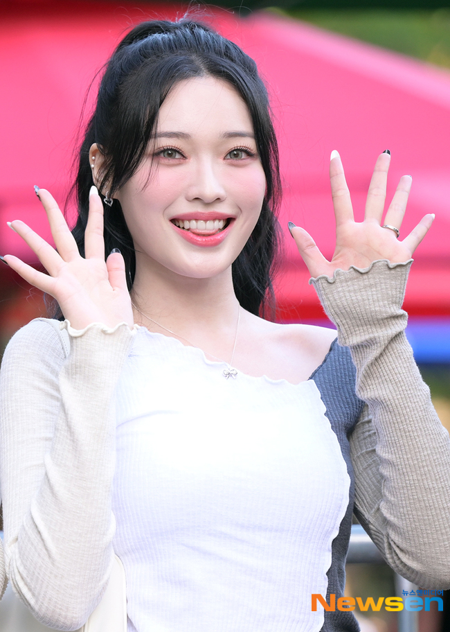빌리 하람, 상큼 손인사[포토엔HD]