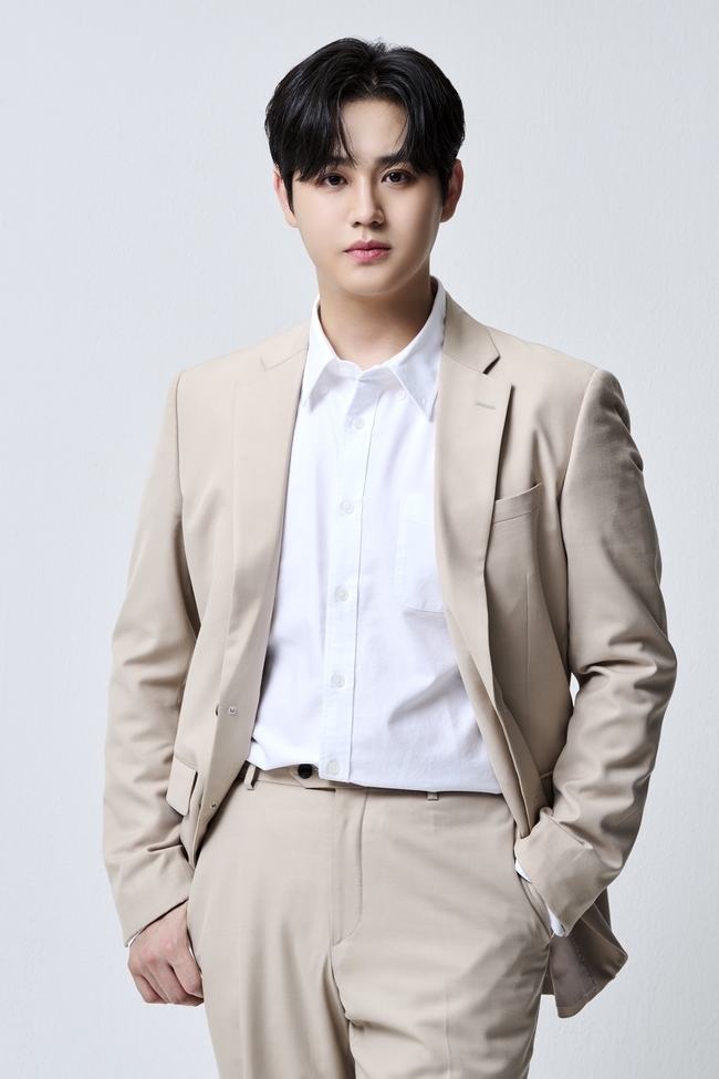 서석진, 얼반웍스와 전속 계약 체결 “전폭 지원 약속”[공식]
