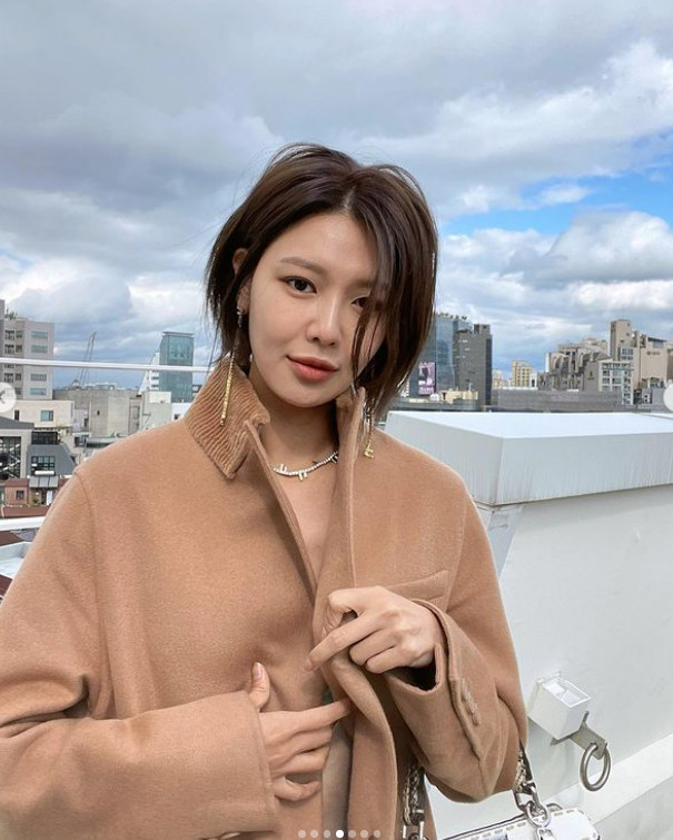 수영, 맨살에 코트만 입었네? ♥정경호도 기겁할 패션