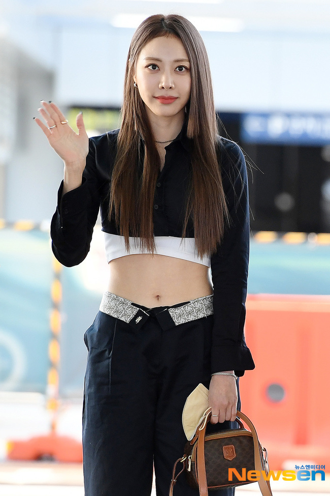 브레이브걸스 은지 ‘과감한 복근 노출’‘[포토엔HD]