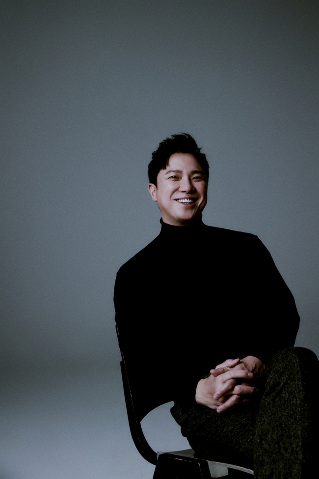 ‘영웅’ 정성화 “노래방서 김고은 노래 듣고 깜짝 놀라‥영리한 배우”[EN:인터뷰②]