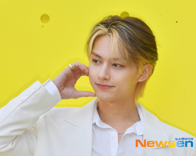 세븐틴 준, 샤프한 매력 [포토엔HD]