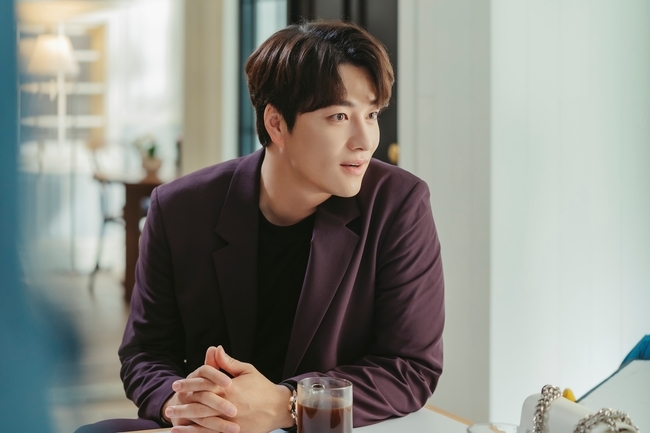 의사 된 민우혁 “자극적 NO 휴먼 드라마, 용기 희망 얻었으면”(닥터 차정숙)