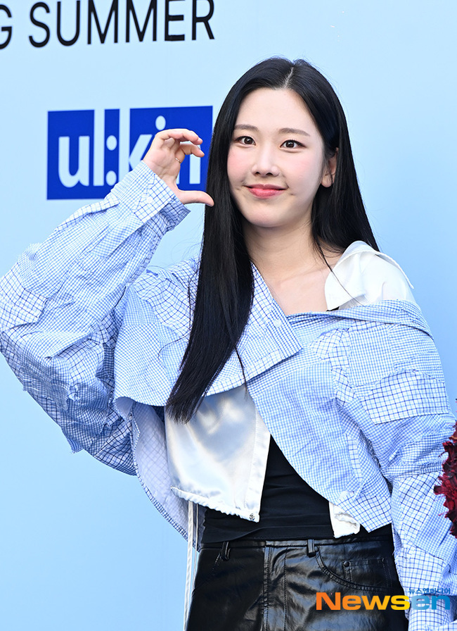 나윤, 산뜻한 볼하트 [포토엔HD]