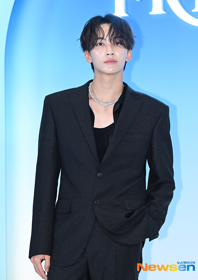 세븐틴 정한, 발목 수술 후 회복 중→‘나나투어’ 제작발표회 불참