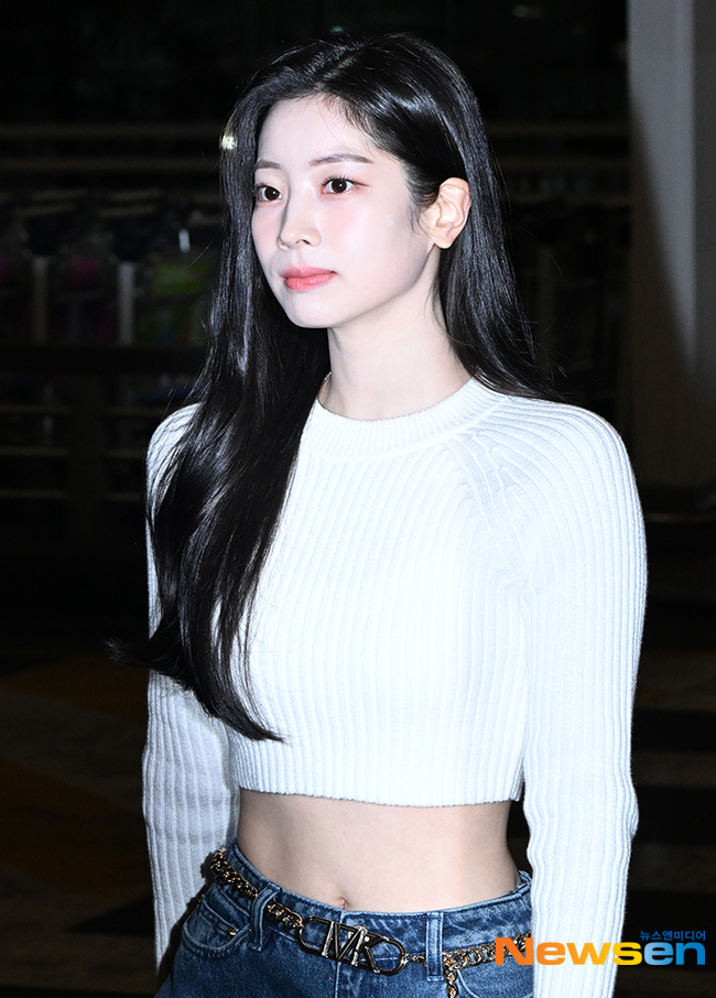 트와이스 다현, 복근 뽐내며 청량하게 [포토엔HD]