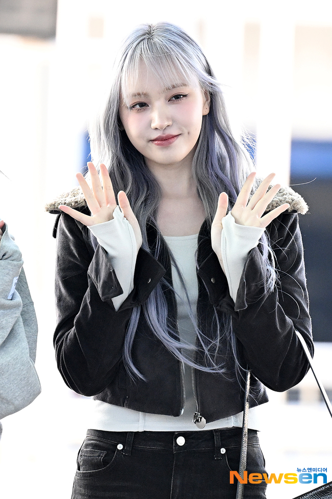 아이브 리즈 ‘신비로운 투톤 헤어’[포토엔HD]
