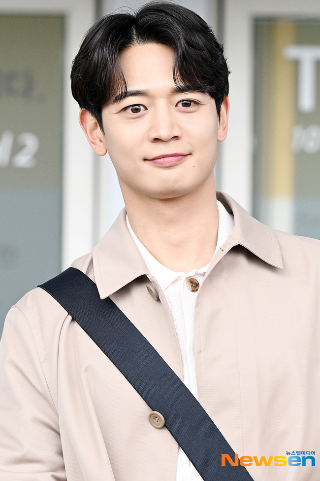 샤이니 민호 ‘자기 주장 확실한 이목구비’[포토엔HD]