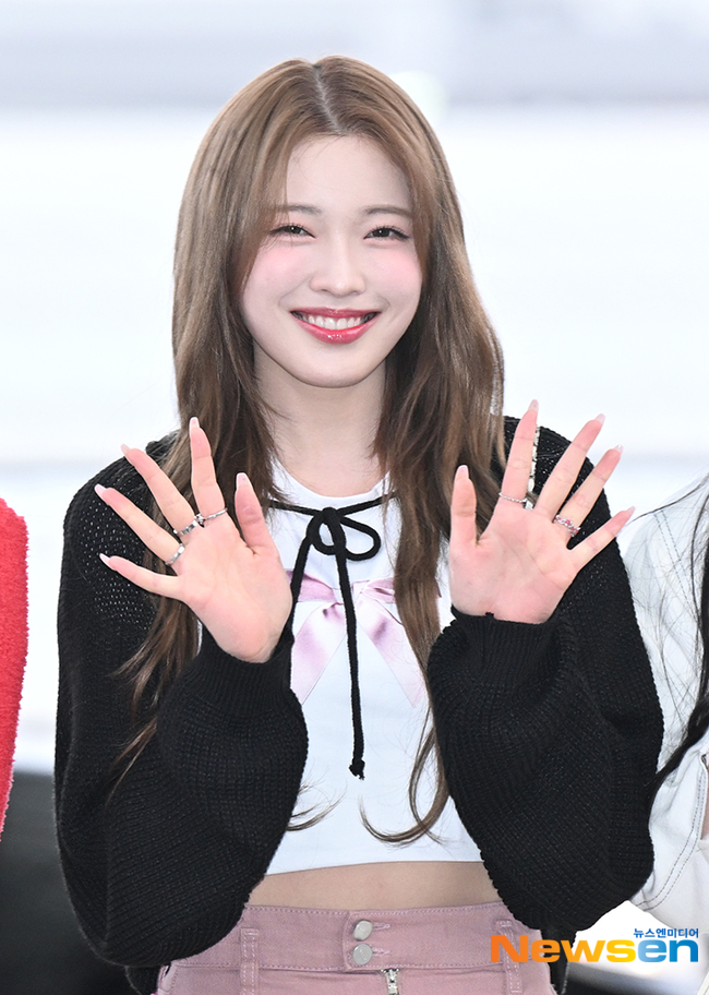 빌리 하람, 러블리한 인사 [포토엔HD]