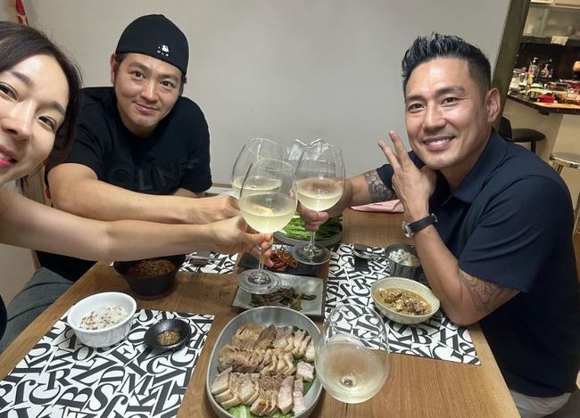 이지혜, 서지영 없지만 오랜만의 샵 회동 “男 멤버들과, 애들이 몇인디”