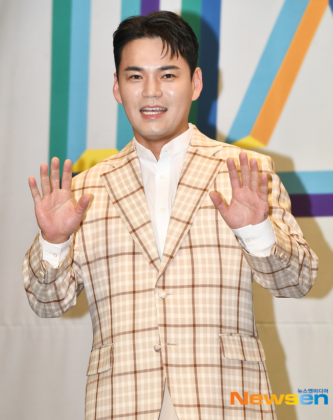 TOP7 美 천록담 (이정), 데뷔24년 차 알앤비 황제‘에서 천록담 [포토엔HD]