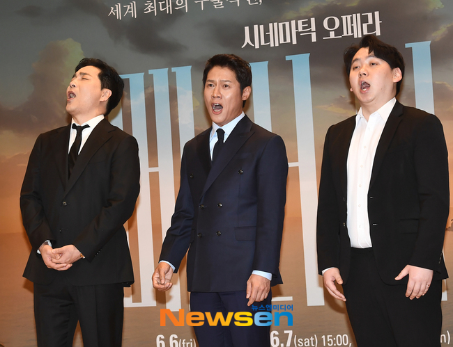 메러디스 빅토리호의 기적 [포토엔HD]
