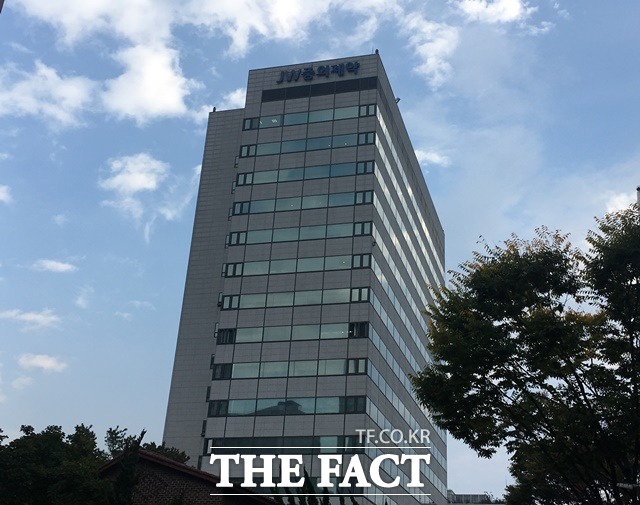 [TF특징주] 표적항암제로 코로나19 치료제 개발 시도…JW중외제약 강세