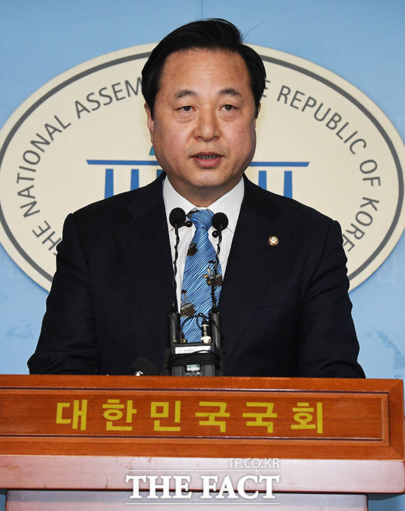 靑·與 北 유감…김두관 개성공단·금강산 관광 재개 주장