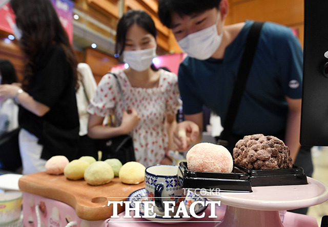 인생의 단맛을 보여줄게!…드링크&디저트쇼 [TF사진관]