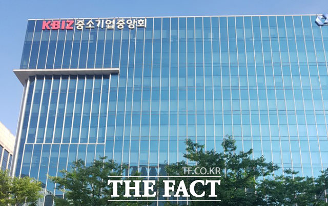 소기업·소상공인 4명 중 1명 노란우산 가입, 부금액 19조 원 돌파