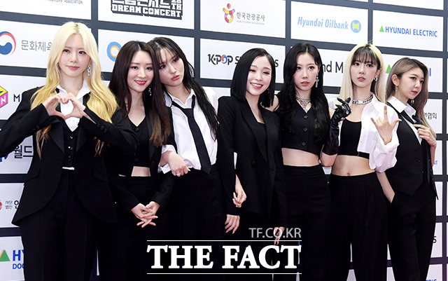 드림캐쳐, 포즈 부자 가현에 멤버들도 깜짝~ [TF사진관]