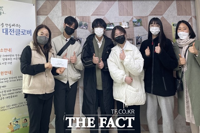 대전송촌고 학생들, 미술작품 수익금 전액 복지기관 기부 