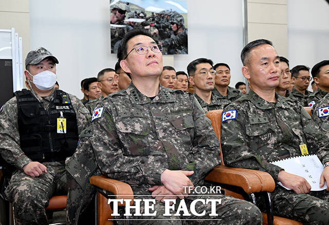 조성현 이진우,국회 본청 들어가 의원 끌어내 지시