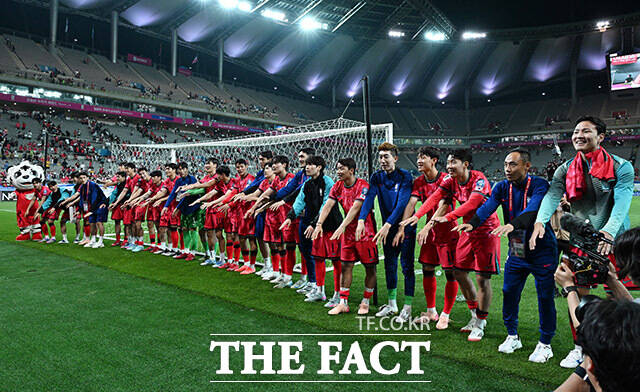 홍명보호, 쿠웨이트에 4-0 대승…'예선 무패 월드컵 진출' [TF사진관]