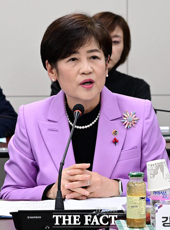 발언하는 강은희 전국시도교육감협의회장 [포토]