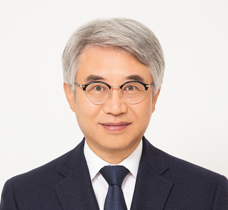 AK홀딩스, 신임 대표에 재무통 선임