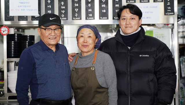 [오래된 미래 강원 노포 탐방] 68. 철원 길목해물칼국수