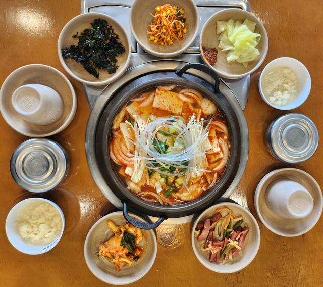 [경제단체장의 맛집로드] 춘천 우두동  영월집