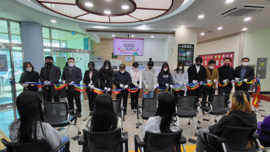홍성군청소년수련관, 카페 도담도담 개소
