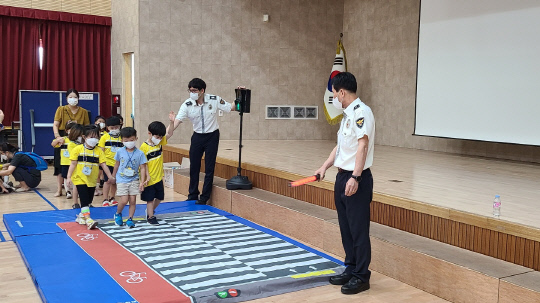 [사진뉴스] 대전동부경찰서, 어린이 교통안전교육 실시